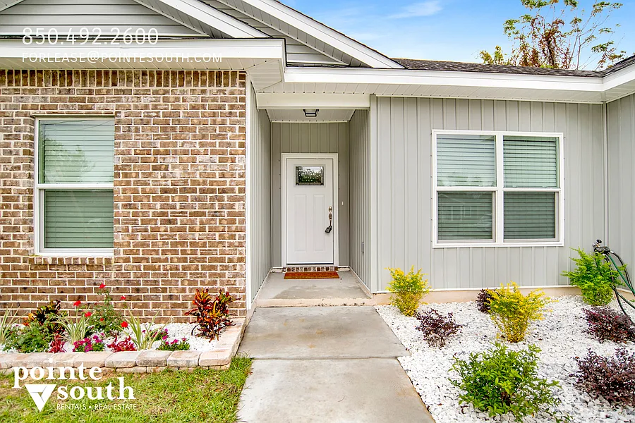 3018 Berwick St, Pensacola, FL