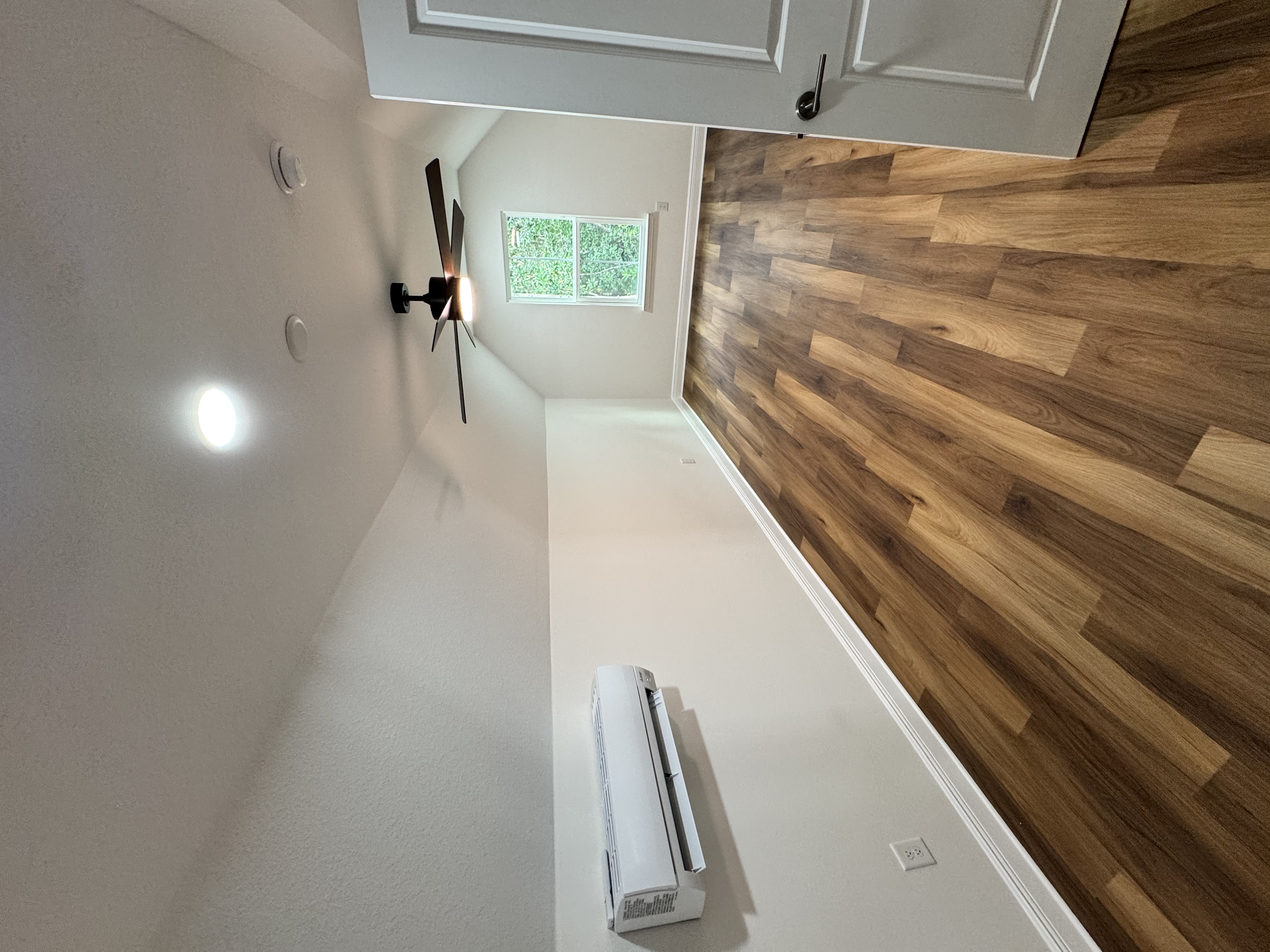 222 Boiling Brook Cir - Garage